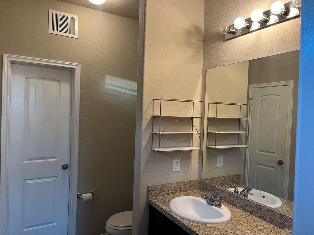 17275 Quiet Song Court - Photo 14