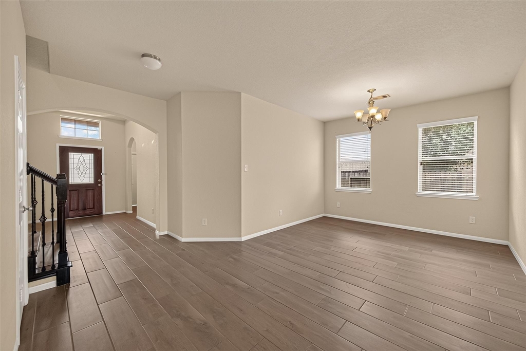 3327 Fairmont Hills Lane - Photo 4