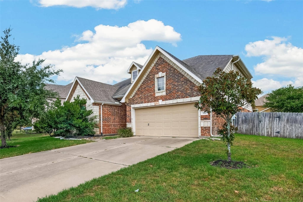 3327 Fairmont Hills Lane - Photo 1