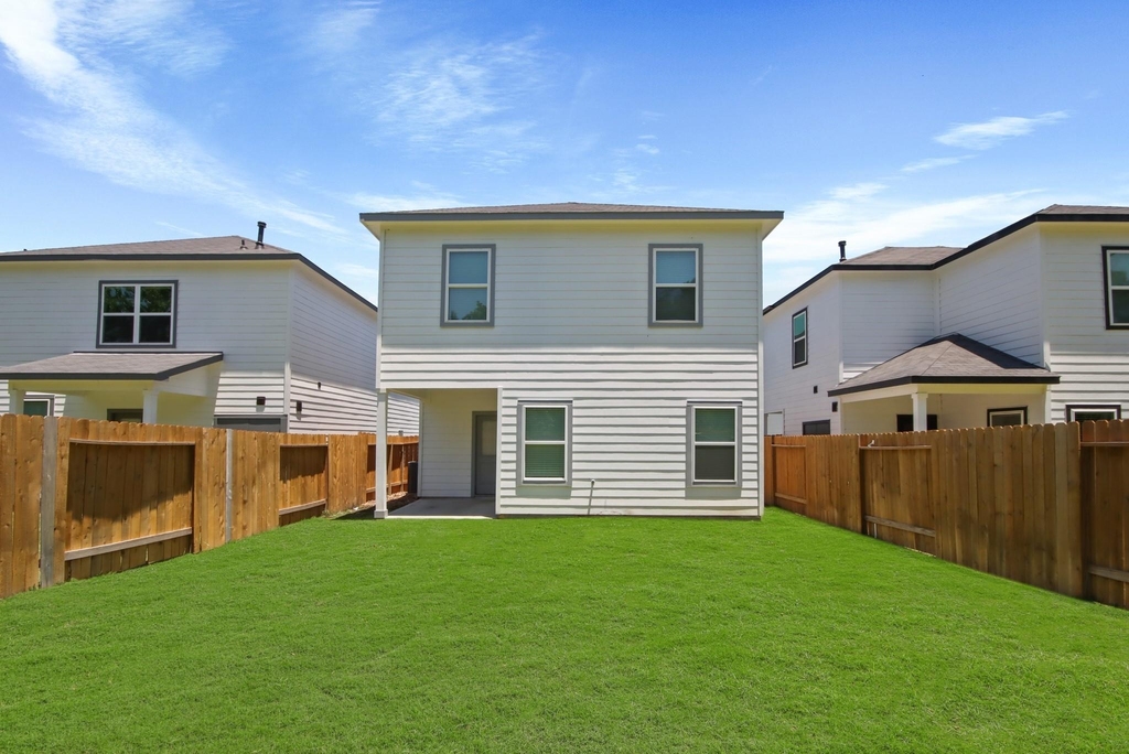 1415 Acorn Meadow Street - Photo 12