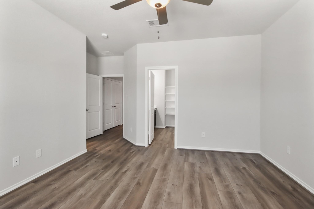 1415 Acorn Meadow Street - Photo 8