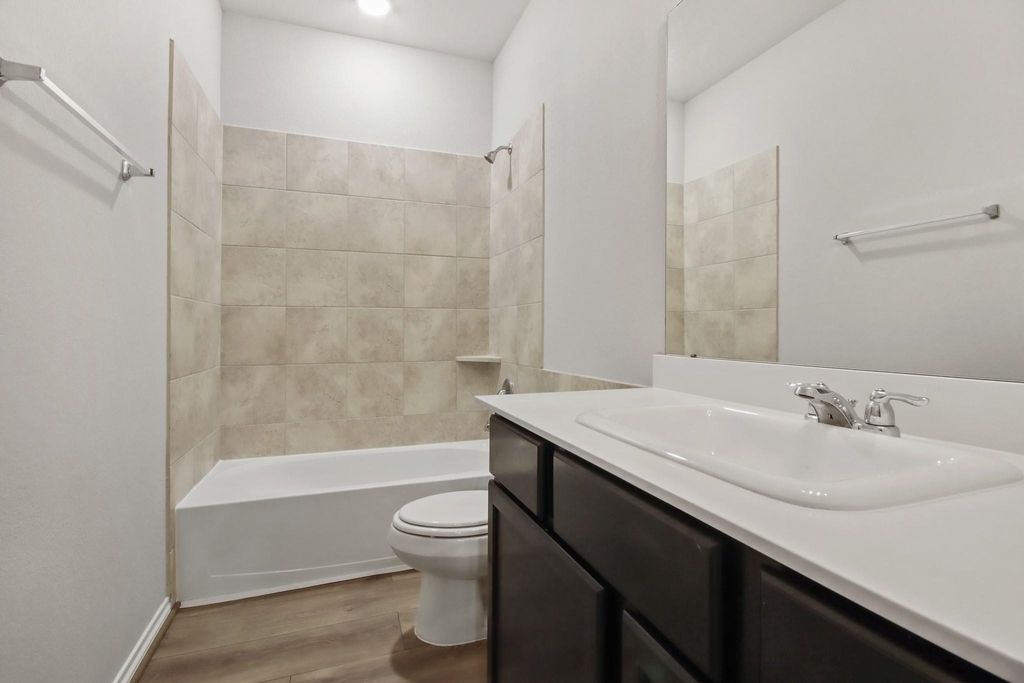 1415 Acorn Meadow Street - Photo 5