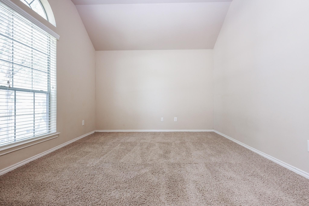 2919 Chalet Knolls Lane - Photo 32