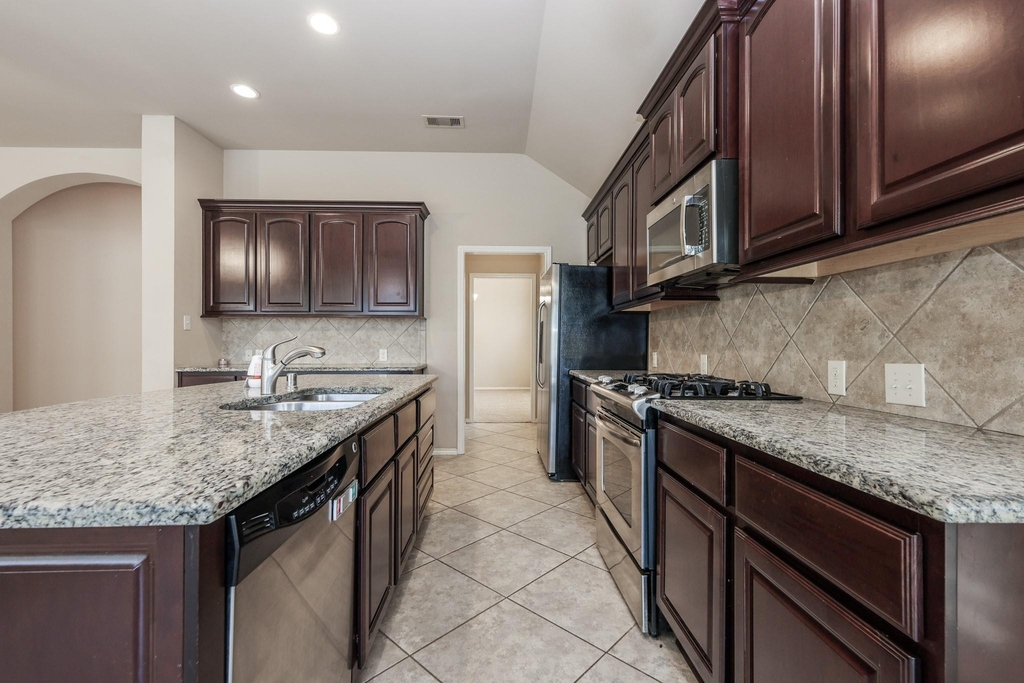 2919 Chalet Knolls Lane - Photo 17