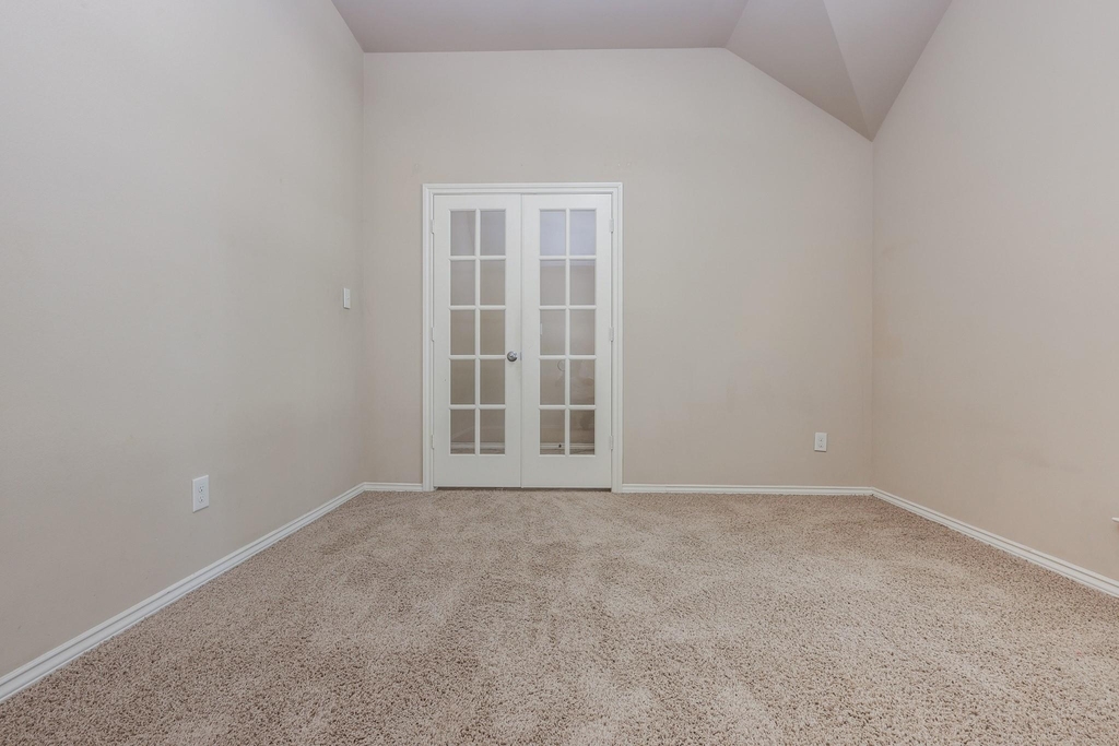 2919 Chalet Knolls Lane - Photo 5