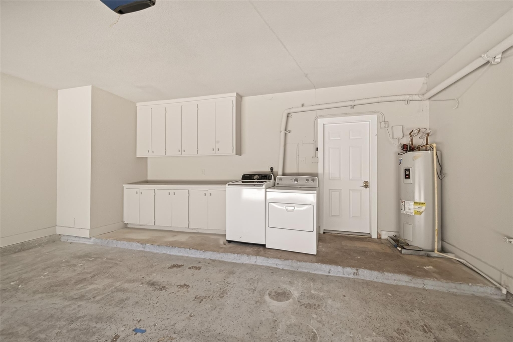 4024 Breakwood Drive - Photo 36