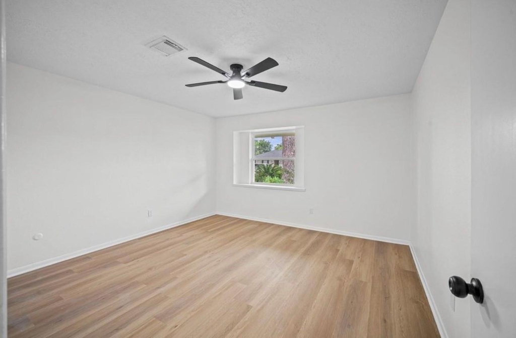 10935 Silkwood Drive - Photo 10