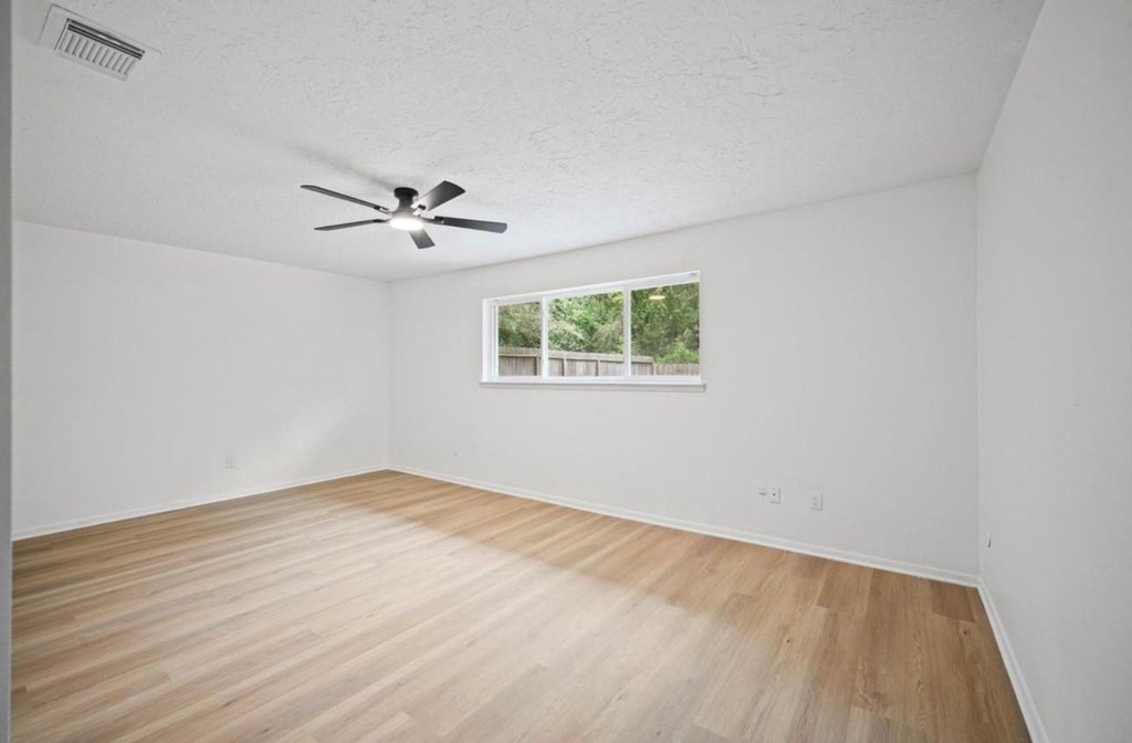 10935 Silkwood Drive - Photo 9