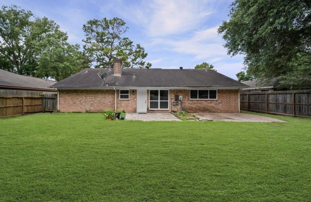 10935 Silkwood Drive - Photo 14