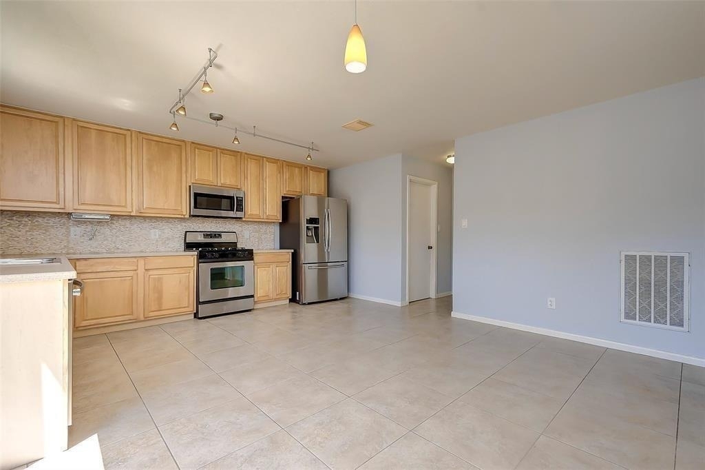 6707 Wild Pecan Trail - Photo 11