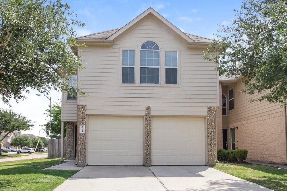 15474 Bammel Oaks Court - Photo 0
