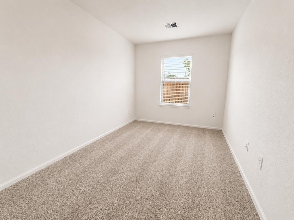 1515 Las Cuevas Drive - Photo 10