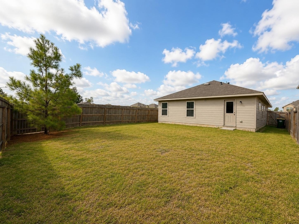 1515 Las Cuevas Drive - Photo 13