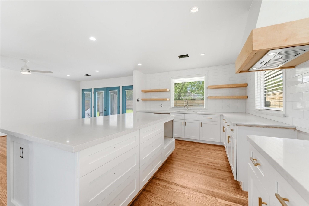 1845 Huge Oaks Street - Photo 9