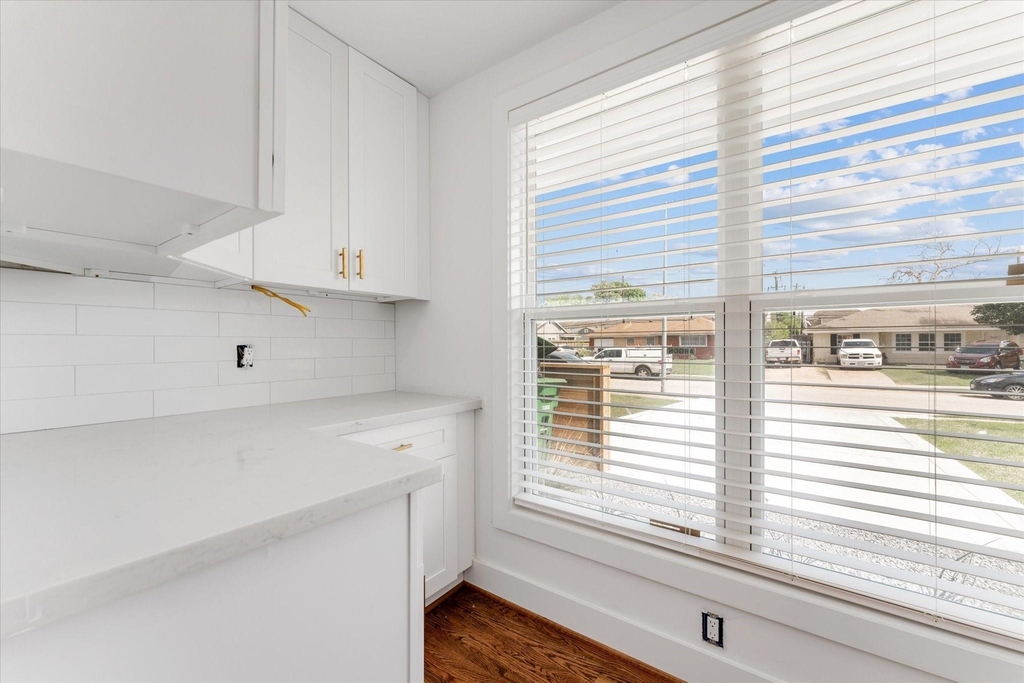1845 Huge Oaks Street - Photo 13