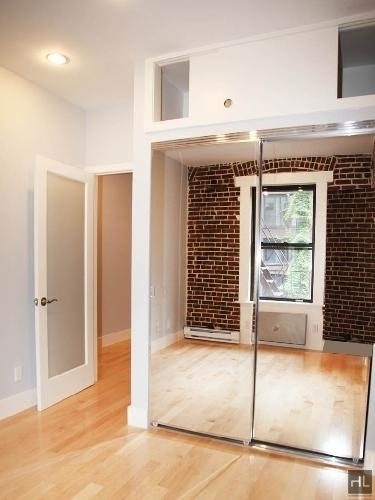East 52 Street - Photo 3