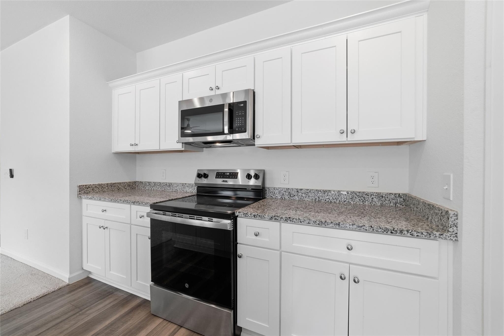 9228 Boulder Boulevard - Photo 7
