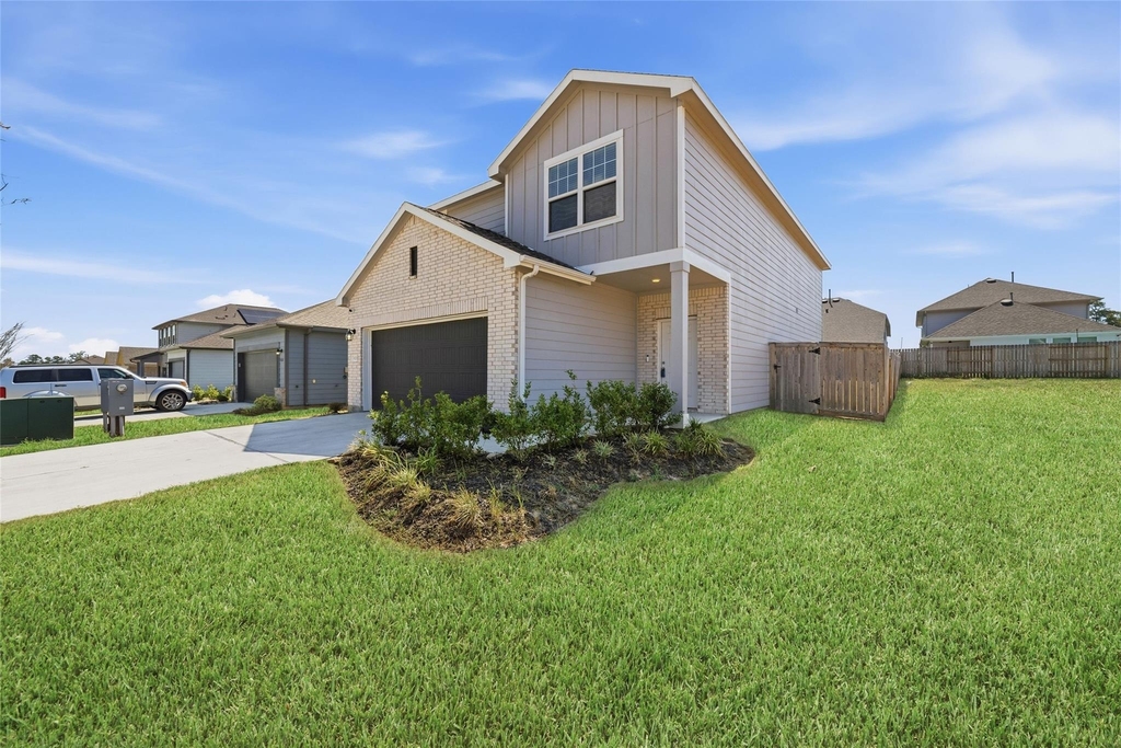 9228 Boulder Boulevard - Photo 1