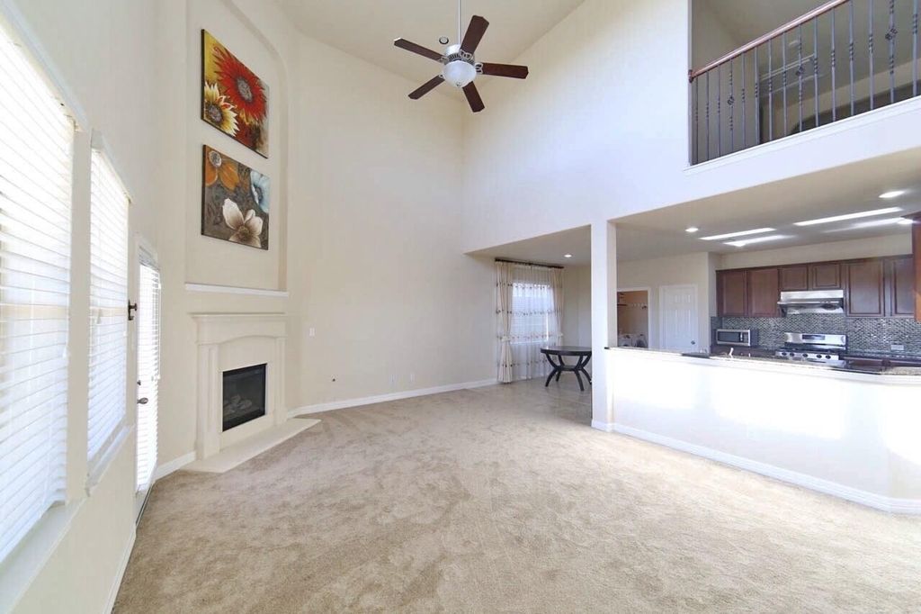 6307 Falling Briar Ln - Photo 4