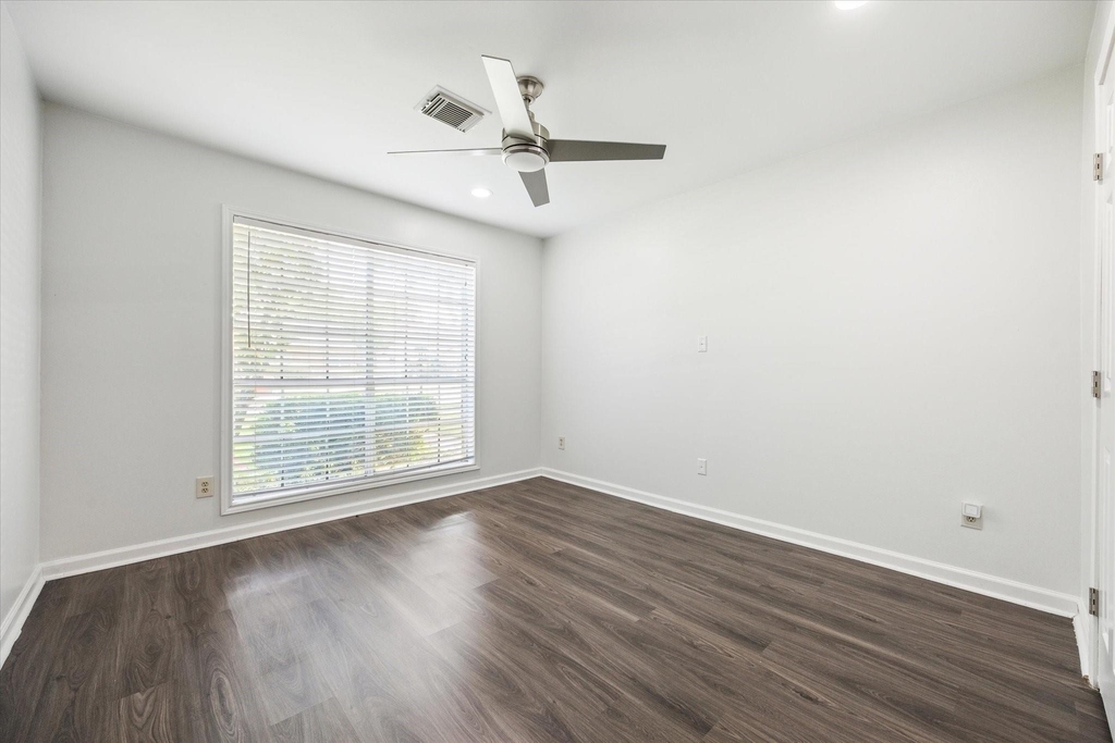 7614 Braesview Lane - Photo 18