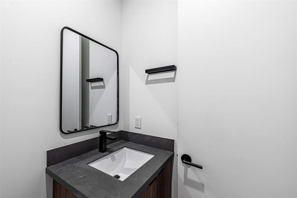 1601 Beech Drive - Photo 6