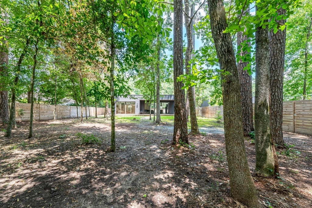 1601 Beech Drive - Photo 3