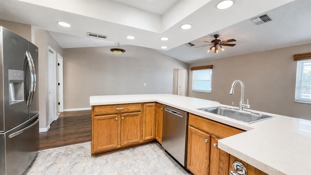 2469 Lackland Avenue - Photo 11