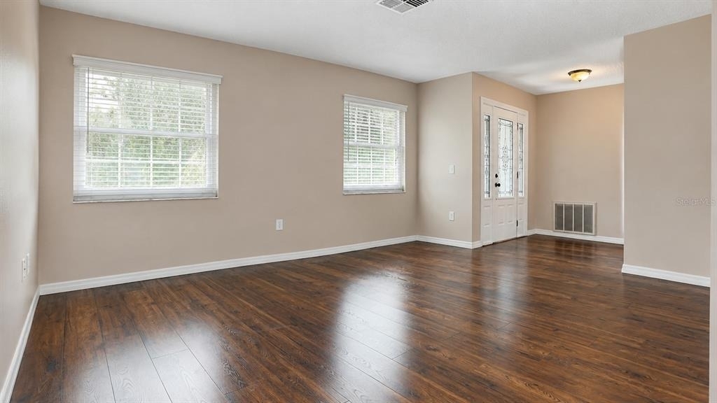 2469 Lackland Avenue - Photo 3