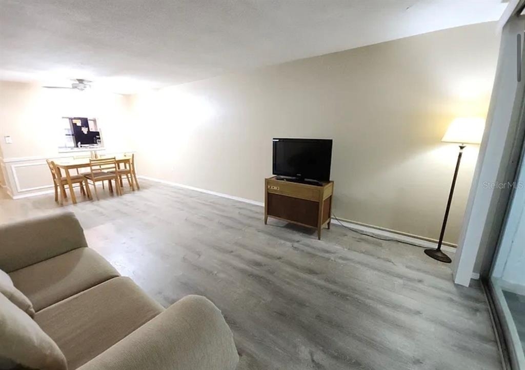 4240 Sheldon Place - Photo 3