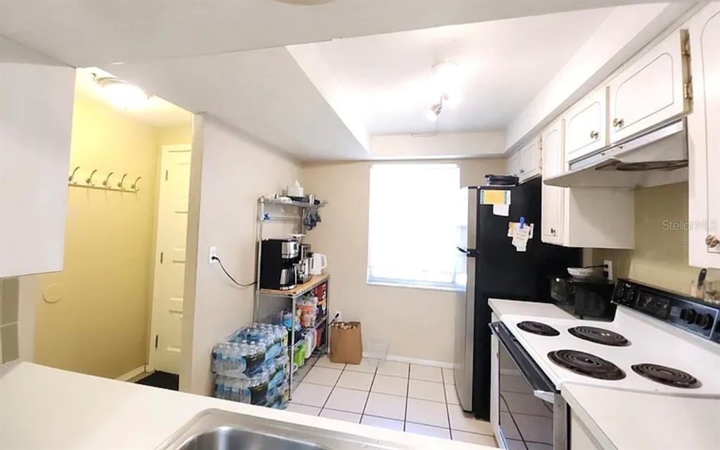4240 Sheldon Place - Photo 5