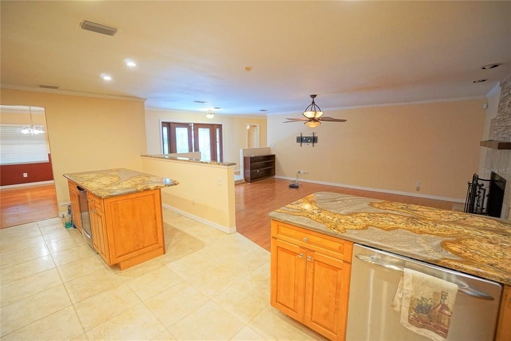 15903 Dover Cliffe Drive - Photo 6