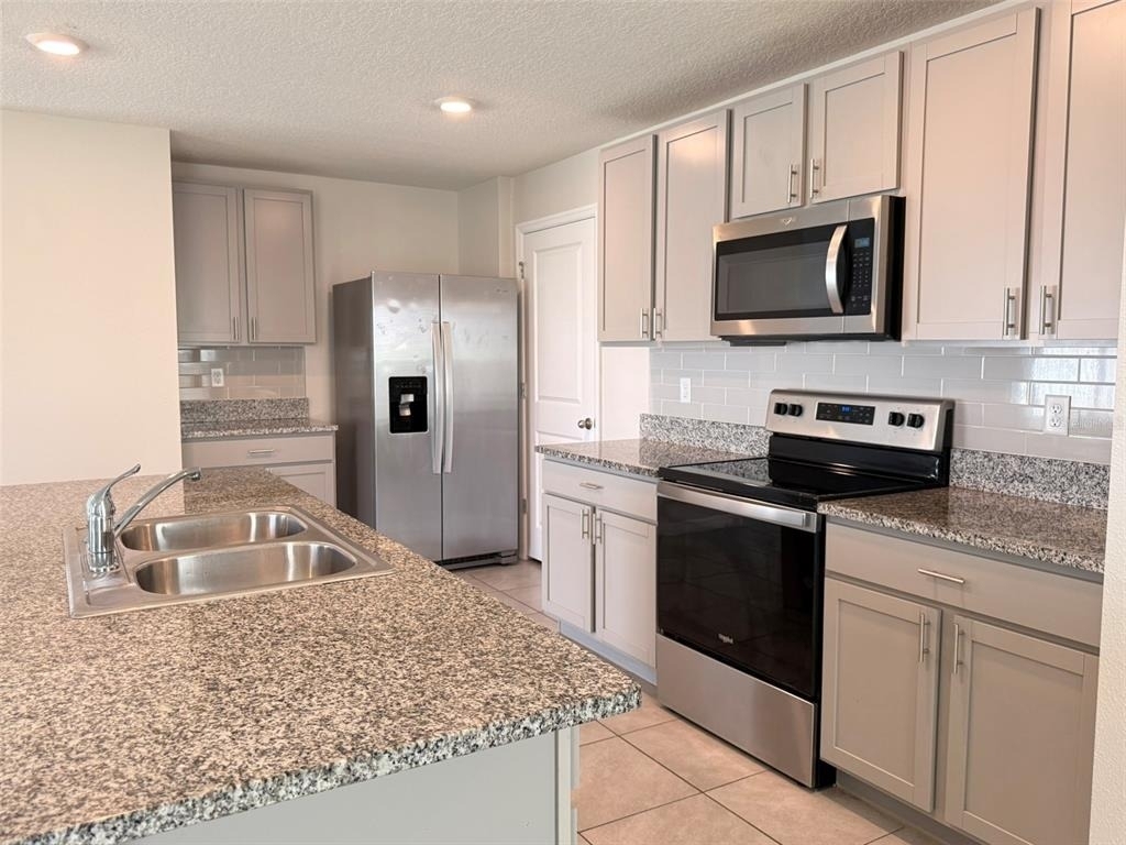 12131 White Cypress Place - Photo 4