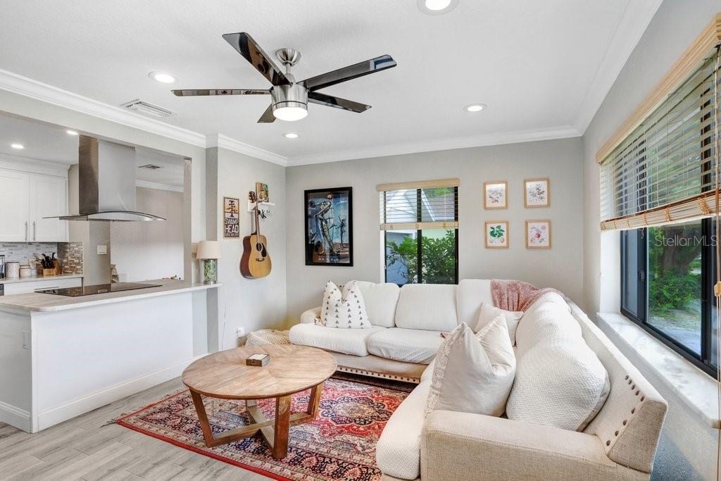 4415 W Bay Villa Avenue - Photo 2