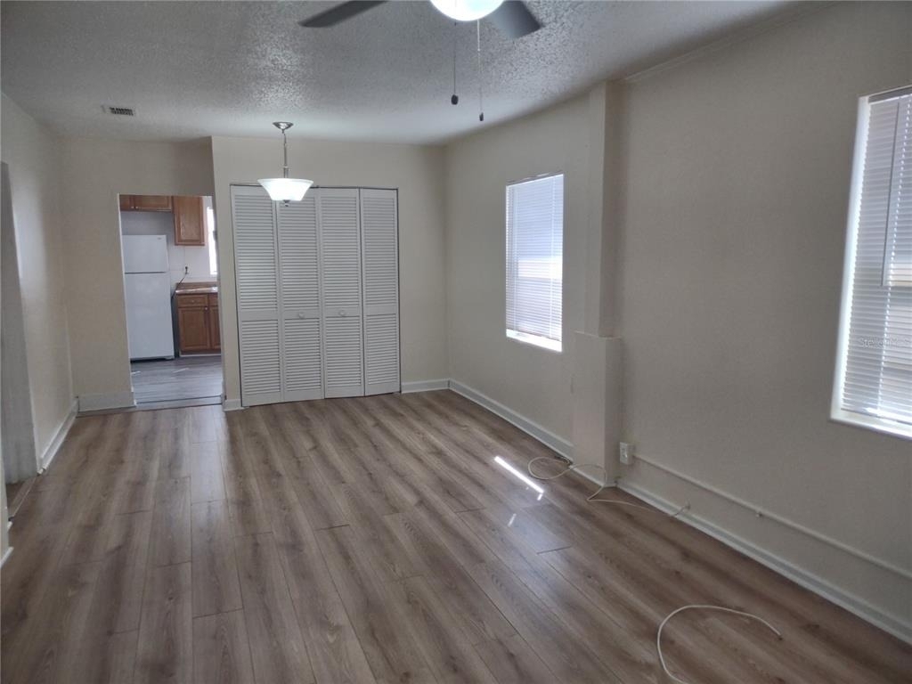 1407 Monroe Avenue - Photo 3