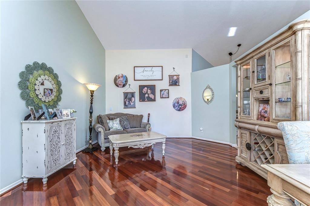 9502 Sunnyoak Drive - Photo 5