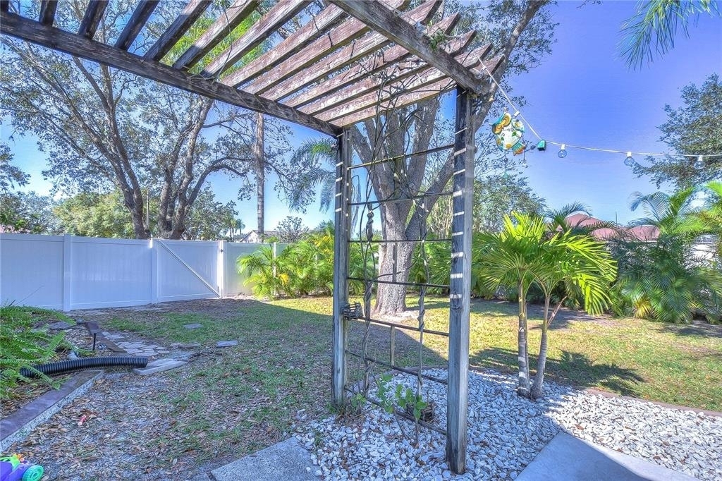 9502 Sunnyoak Drive - Photo 41