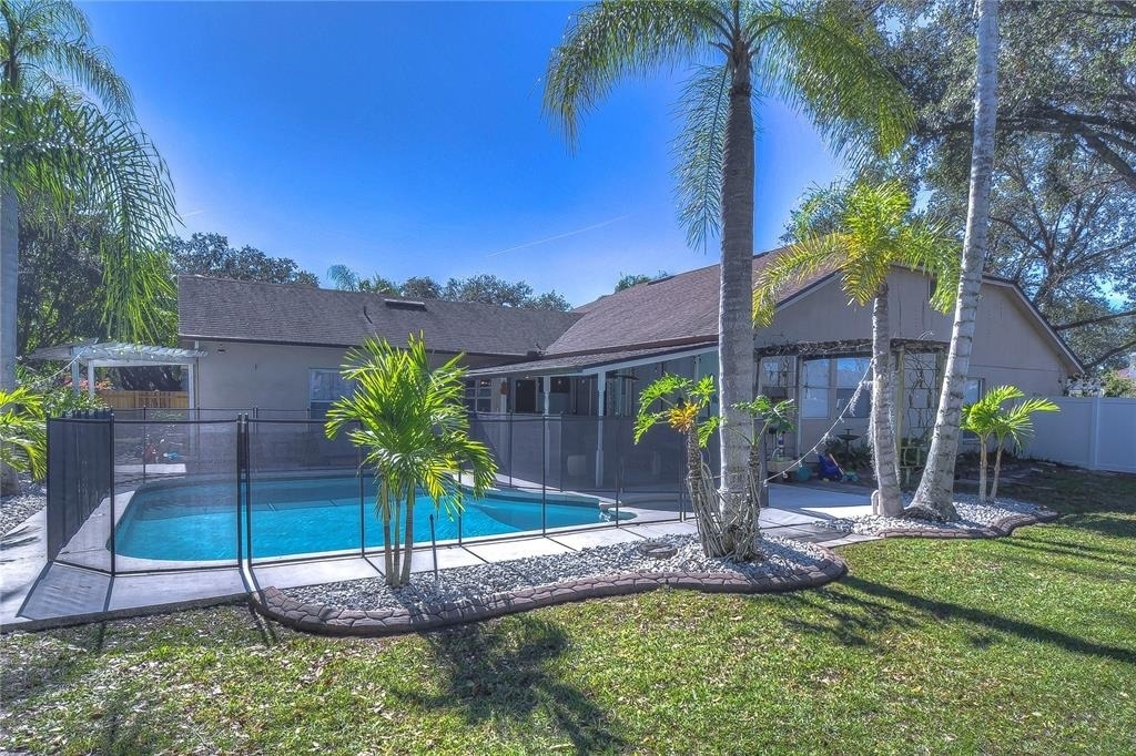 9502 Sunnyoak Drive - Photo 32