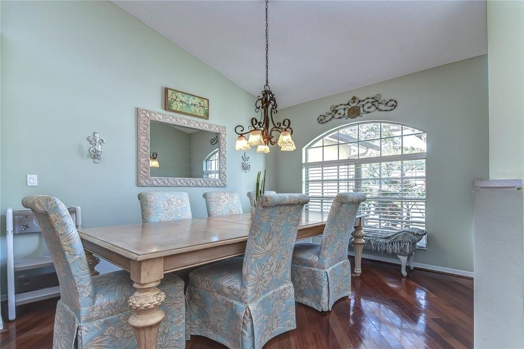 9502 Sunnyoak Drive - Photo 3