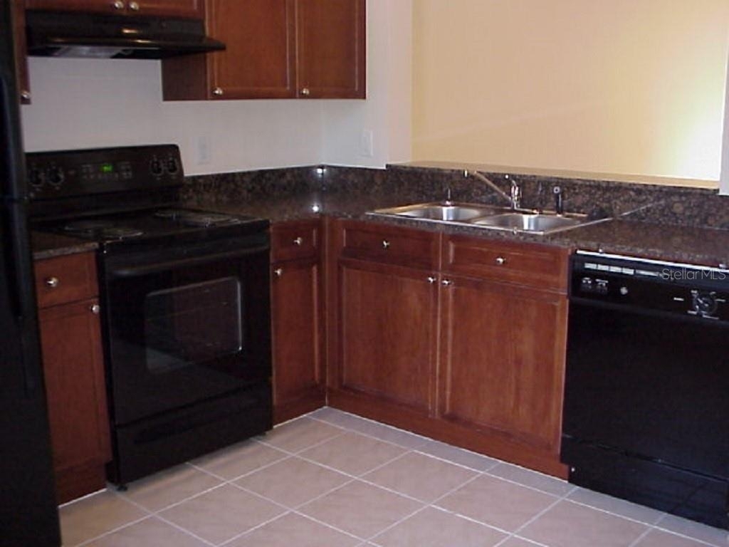 5209 Olmstead Bay Place - Photo 1