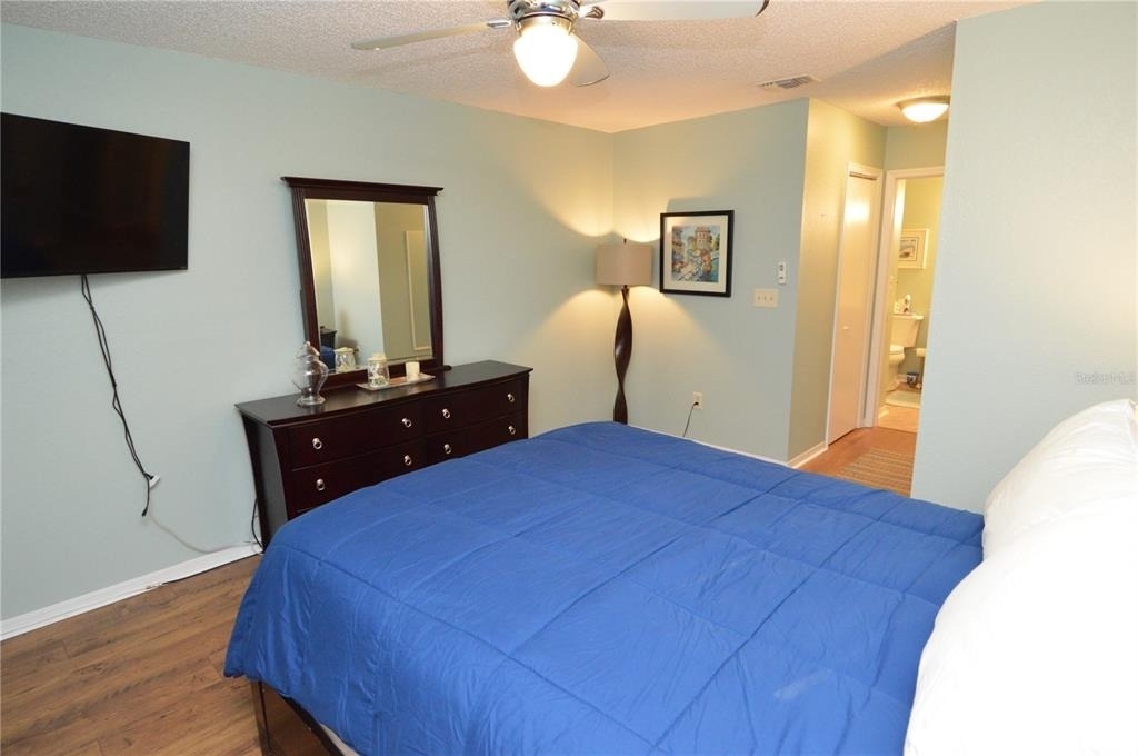 10263 Gandy Boulevard N - Photo 23