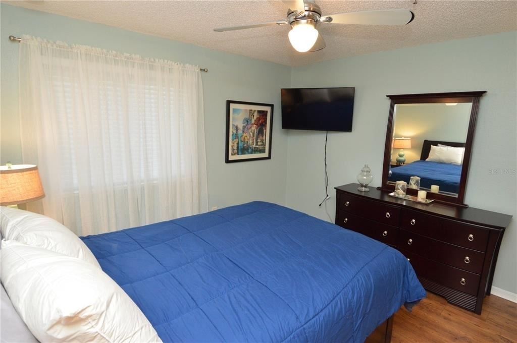 10263 Gandy Boulevard N - Photo 22