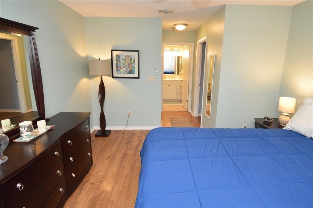 10263 Gandy Boulevard N - Photo 24