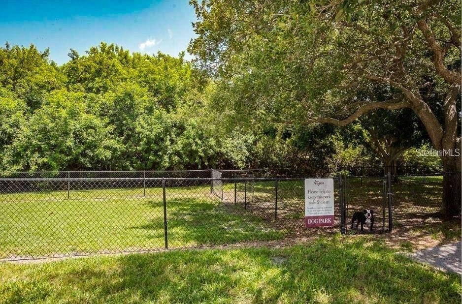 10263 Gandy Boulevard N - Photo 84
