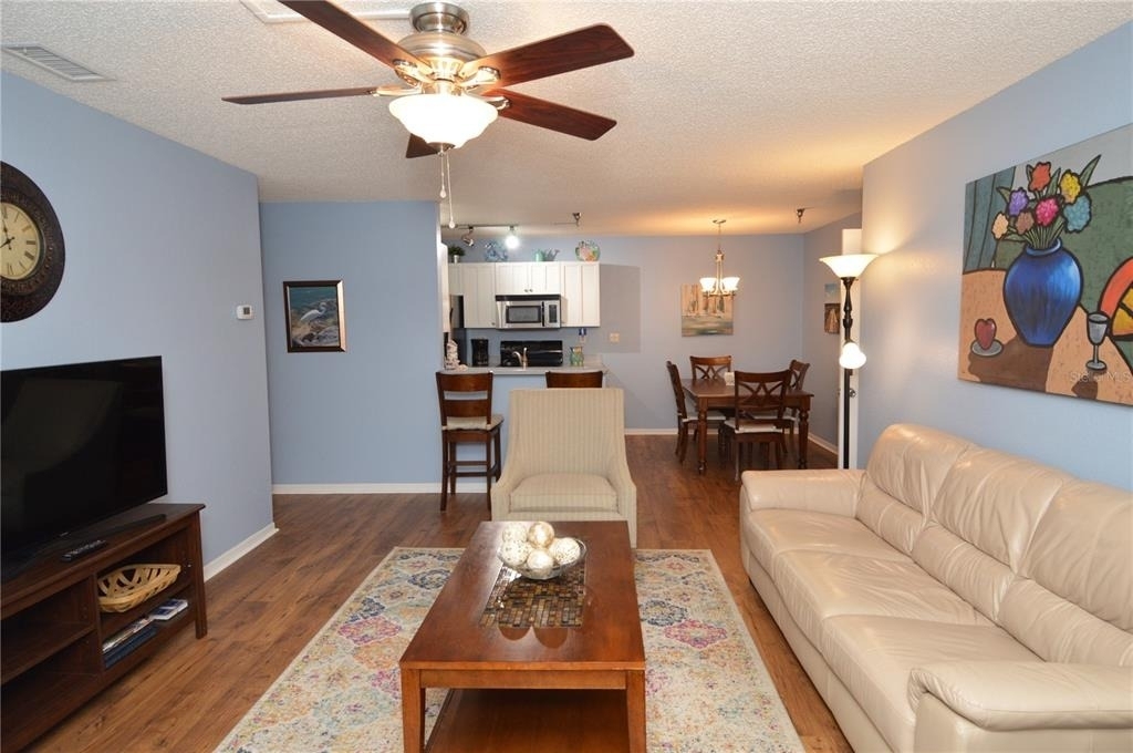 10263 Gandy Boulevard N - Photo 4