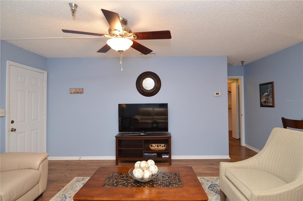 10263 Gandy Boulevard N - Photo 16