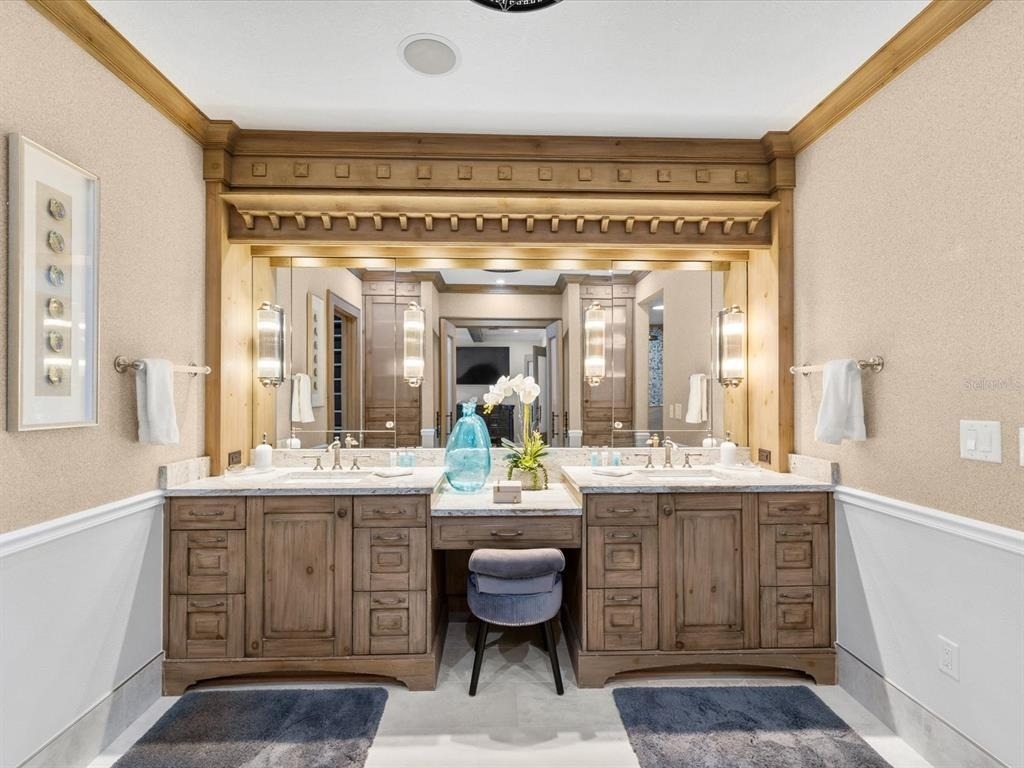 1828 Venetian Point Drive - Photo 66