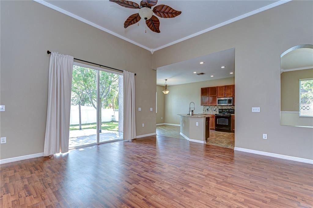 6716 Bluff Meadow Court - Photo 16