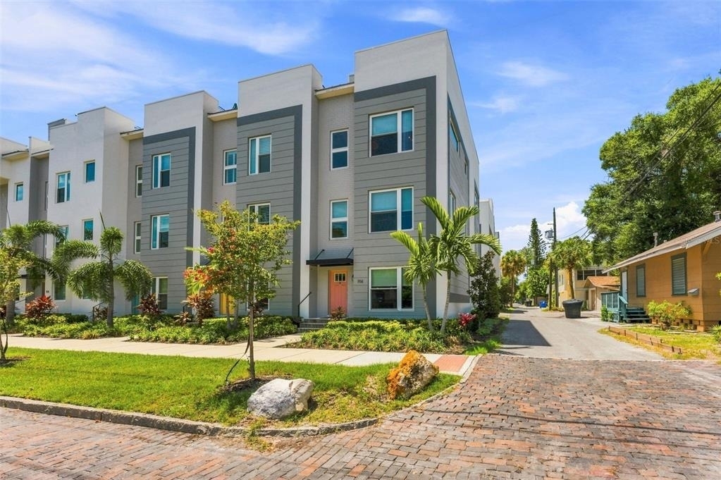 116 26th Street N - Photo 3