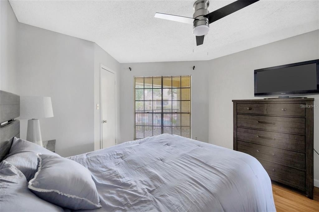 8647 Mallard Reserve Drive - Photo 17