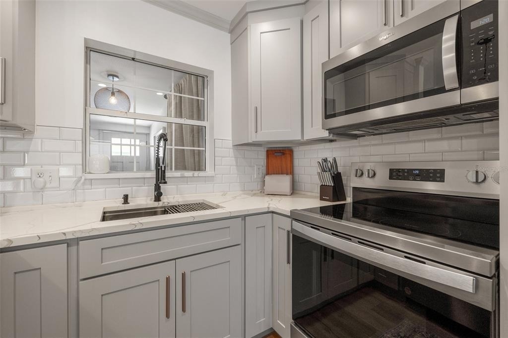 11225 2nd Street E - Photo 3